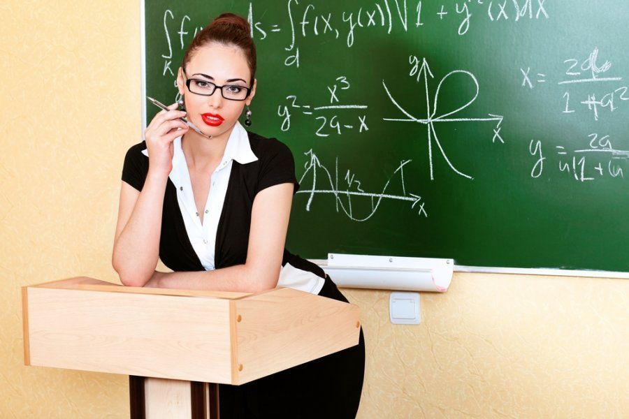 Вчителька - фото 1