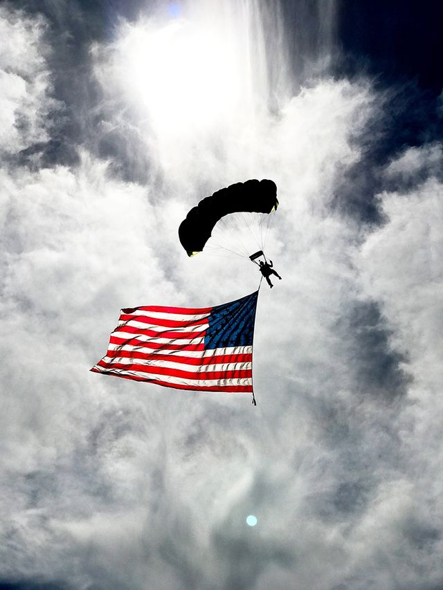 Футбольний матч зняли на камеру iPhone 7 Plus - фото 102764