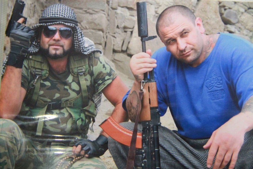 Командир "Торнадо" виправдовує вбивцю поліцейських