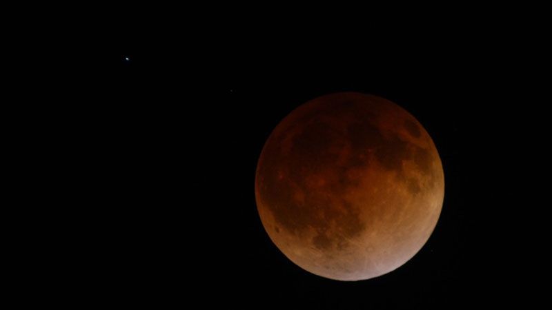 Українці побачать "криваве" місячне затемнення