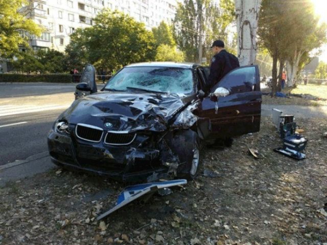 BMW збив працівників автодорожньої служби: 4 загиблих - фото 103362