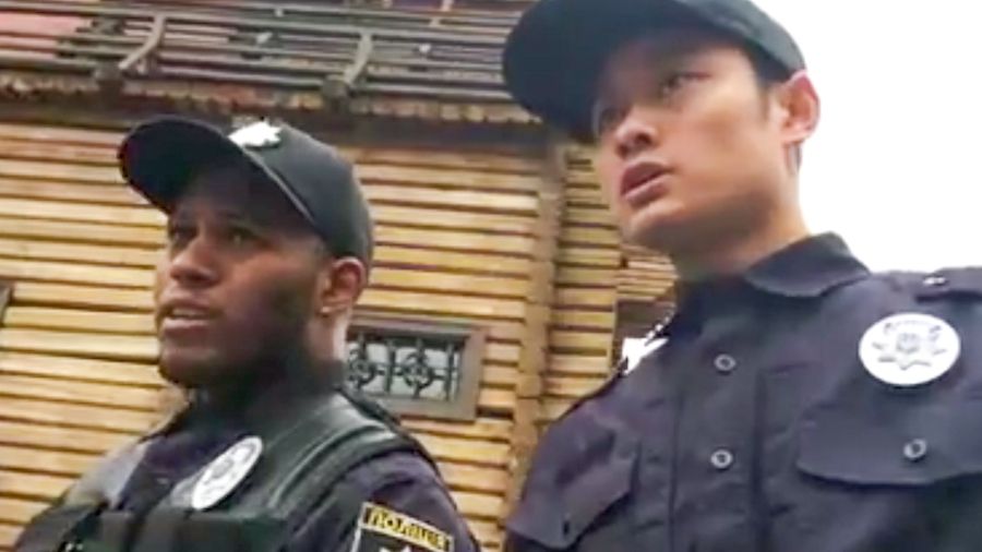 Курйозне відео з київськими "копами" підірвало мережу