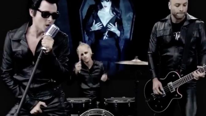 Легендарний гурт Muse здивував фанів новим кліпом до Хелловіну