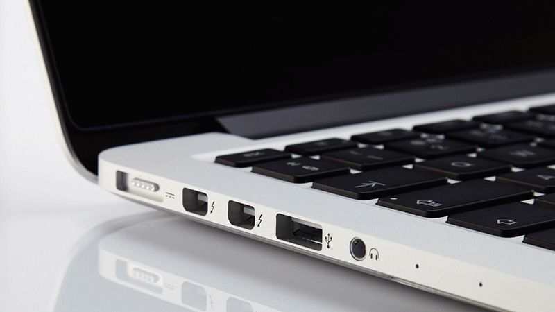 Apple відмовиться від стандартних USB-портів, – джерело