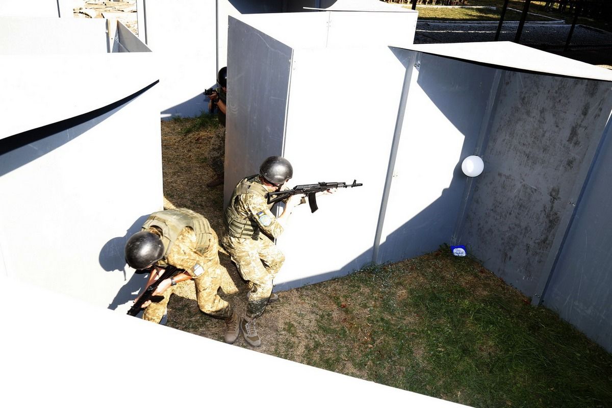 Українці представили інноваційний комплекс розвідки "Тінь"