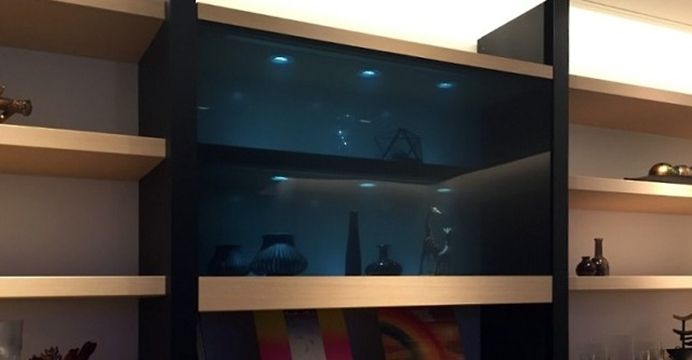 Panasonic випустила прозорий телевізор