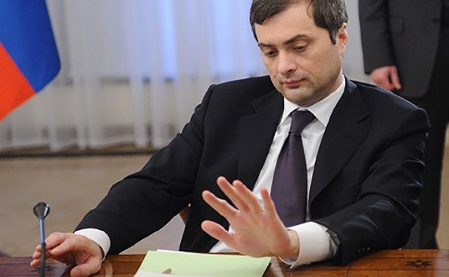 Вellingcat підтвердила правдивість листів Суркова і розшифрувала їх: документи