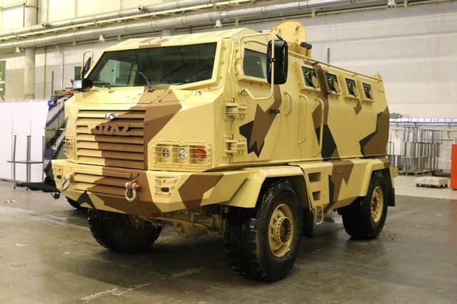 Безрамний бронеавтомобіль виїхав на полігон - фото 1