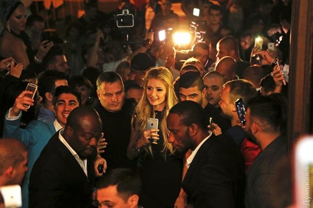 Що робила Періс Гілтон в Одесі: фоторепортаж - фото 107162