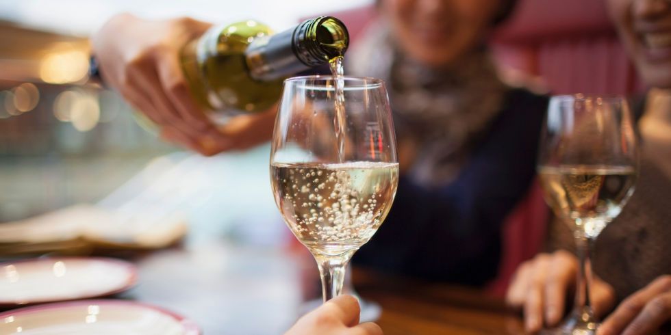 В одній із країн світу повністю заборонили виробництво та продаж алкоголю