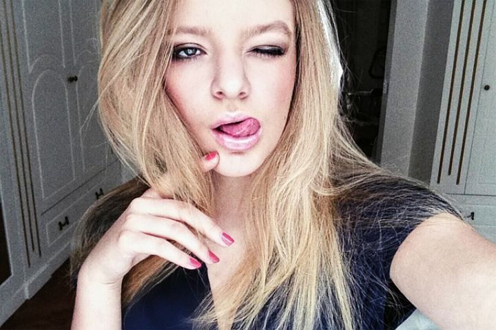 Донька Пєскова не хоче повертатися в Росію, – ЗМІ