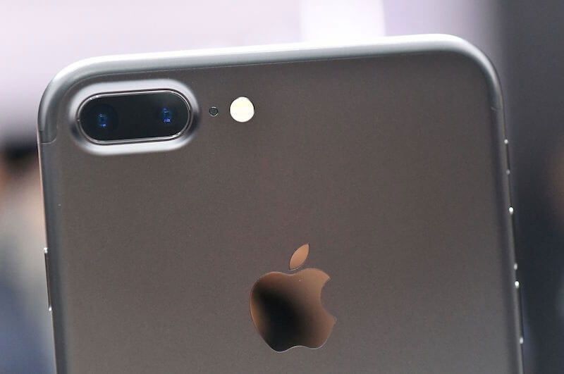 Новий краш-тест: iPhone 7 Plus кинули із висоти у 800 метрів