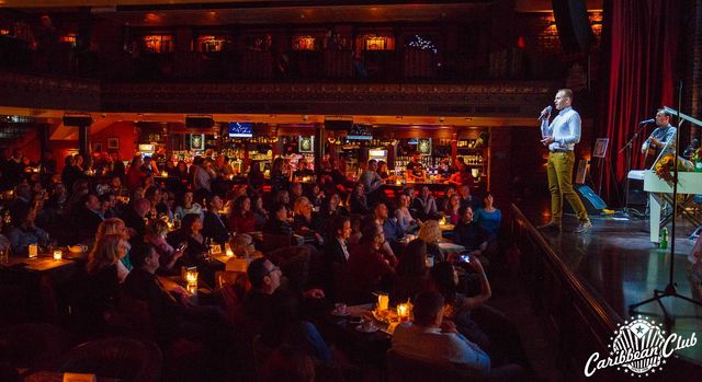 На концерті в Києві Табаков влаштував виставку картин 5-річної донечки - фото 112750