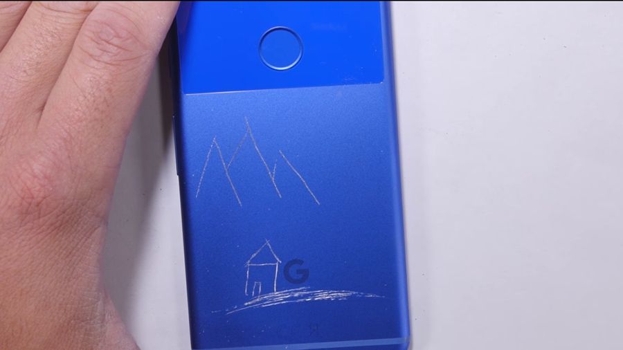 Google Pixel перевірили на витривалість у нещадному краш-тесті