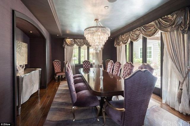 ЗМІ розсекретили новий особняк Анджеліни Джолі - фото 109355