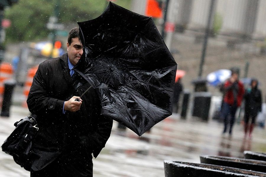 Через шторм у навчальних закладах Одеси скасували заняття