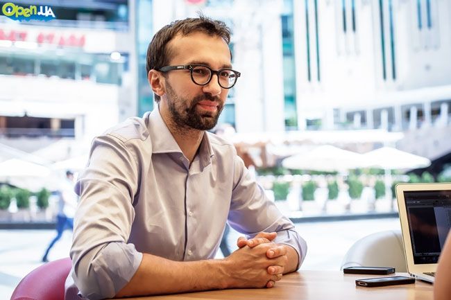 Лещенко показав "таємну зброю" після скандалу із квартирою