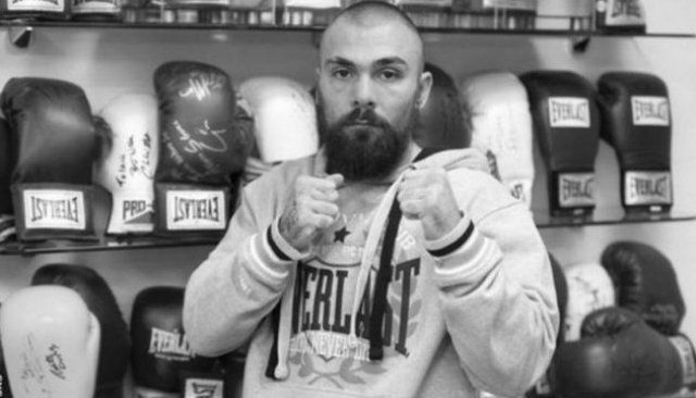 Відомий боксер помер у лікарні після бою