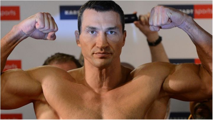 Стало відомо, чому Кличко не вийде на ринг до кінця 2016 року