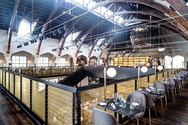 Опубліковані розкішні фото найкрасивішого ресторану у світі - фото 107854