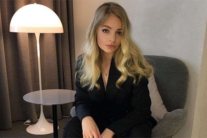 Донька речника Путіна відмовляється навчатися в Росії: фотофакт