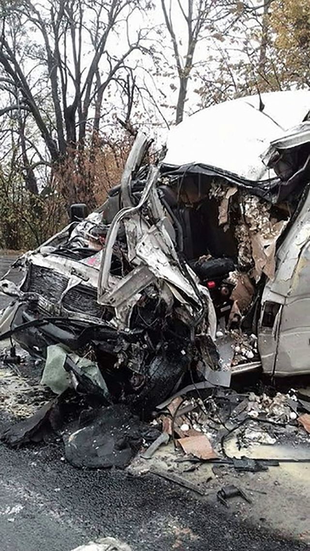 На Вінничині сталася страшна ДТП з рейсовим автобусом - фото 113373