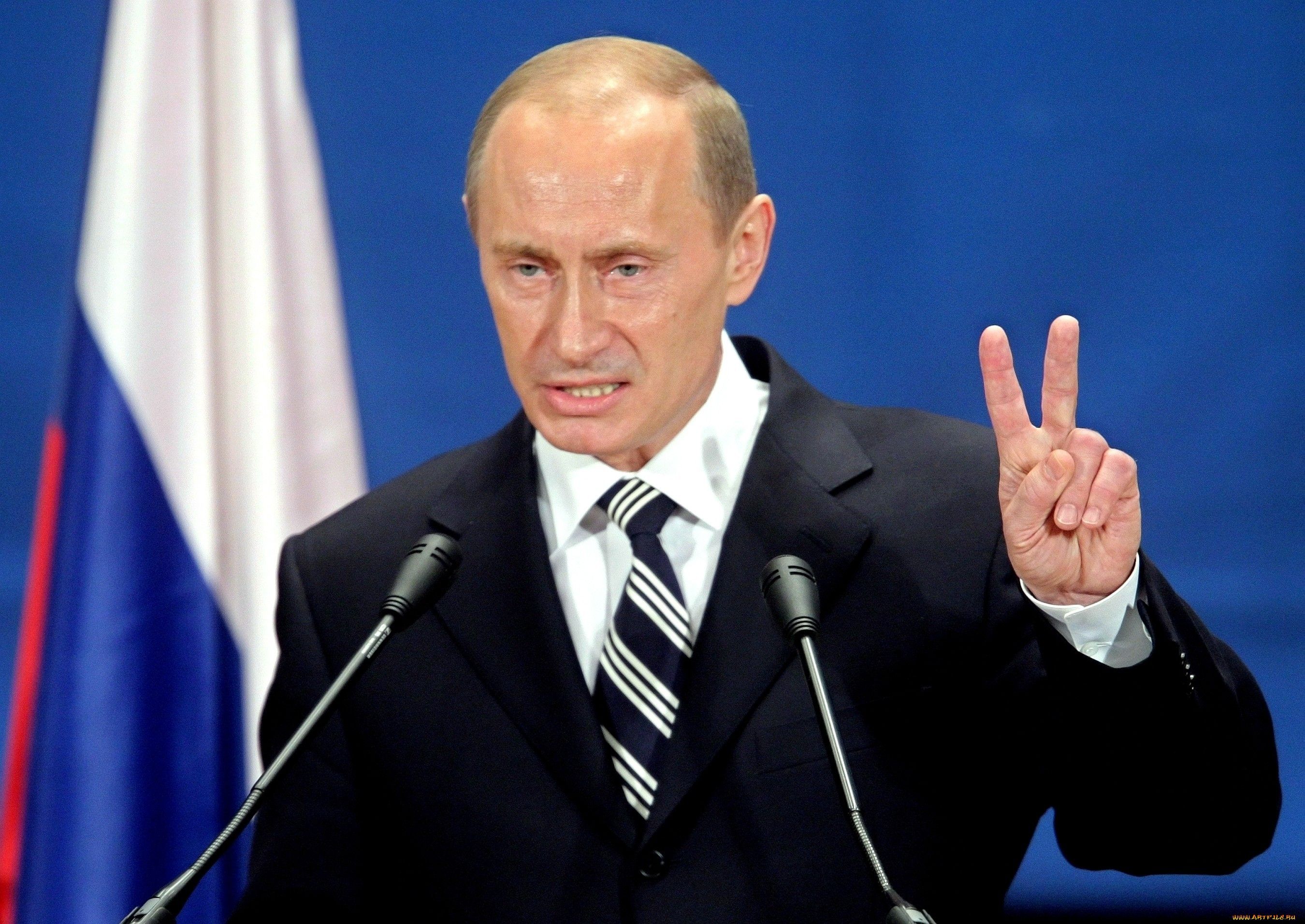 У Росії пояснили, чим Путін відрізняється від Гітлера