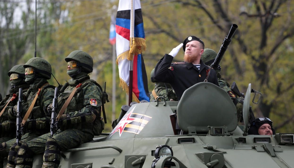 Терористи сконфузилися із "меморіалом" Моторолі в Донецьку: курйозне фото