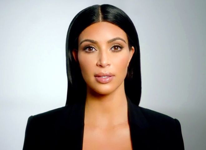 Кім Кардашьян взяли в заручники у паризькому готелі