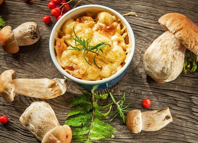 Названо 5 продуктів, які шкідливо розігрівати - фото 113329