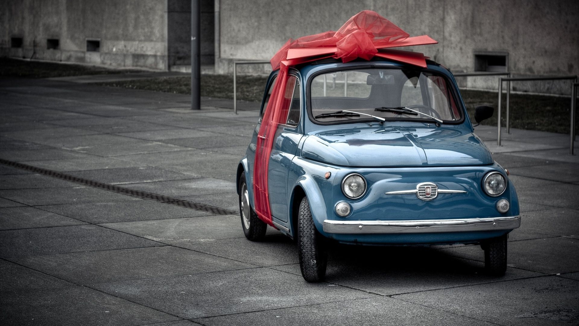 Чоловік віддав 24 тисяч грн за "вигране" у смс-розіграші авто