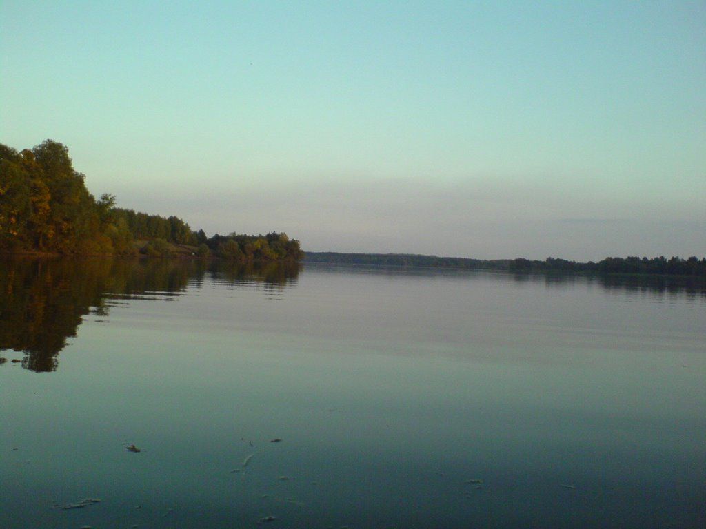 У Росії літак впав у водосховище - фото 1