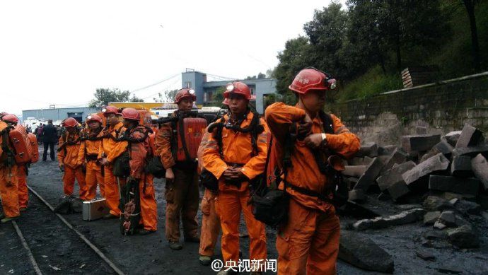 На китайській шахті стався потужний вибух: 15 загиблих