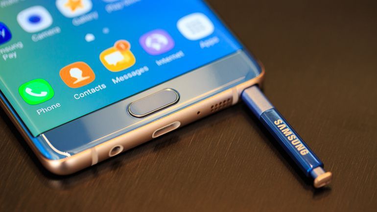 Скільки втратив Samsung після припинення виробництва Galaxy Note 7