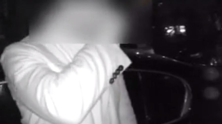 Поліція показала відео, як суддя в Чернівцях тікав від алкотестеру