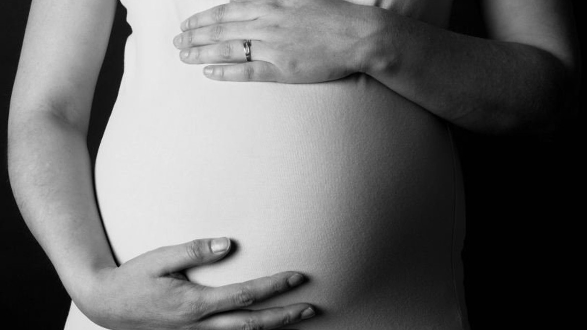 В Італії через переконання лікаря "проти абортів" померла породілля - фото 1