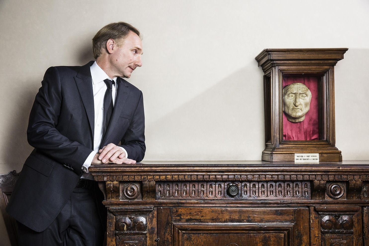 Ден Браун готовий написати роман про Україну