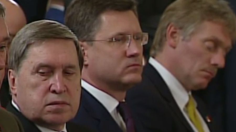 Як Пєсков спав на прес-конференції Путіна та Ердогана: з'явилося відео