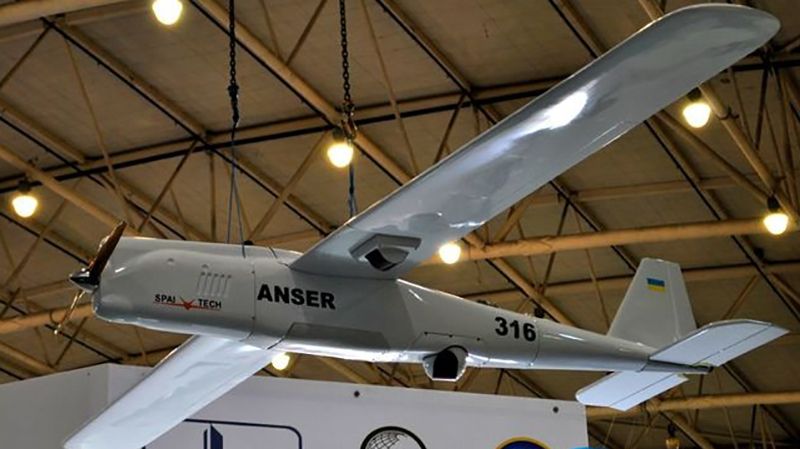 У Києві показали найновіший український безпілотник