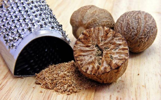 Названо популярні продукти, які небезпечні для здоров'я - фото 117729