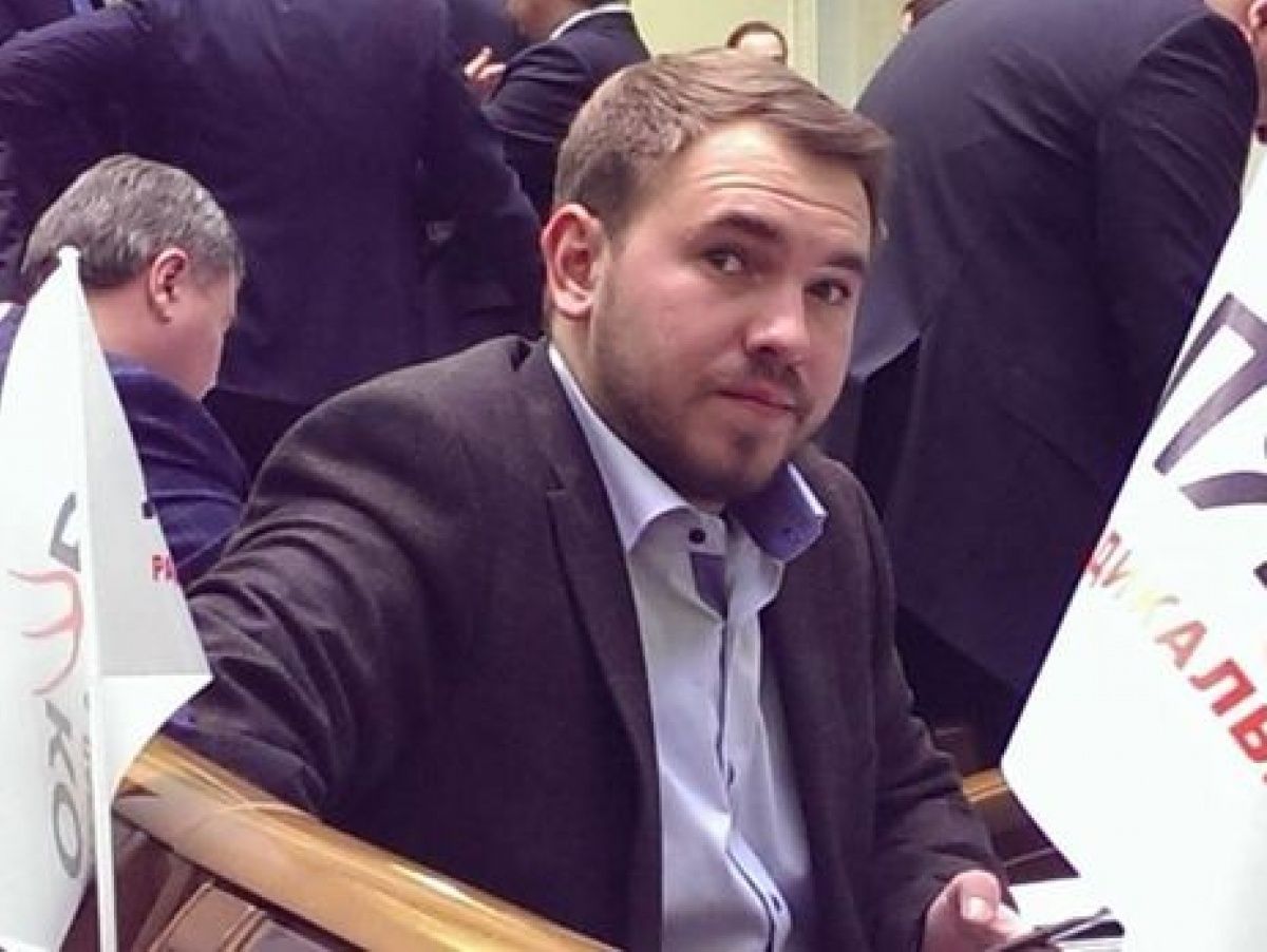 Лозовий передасть мощі, які задекларував, храму - фото 1