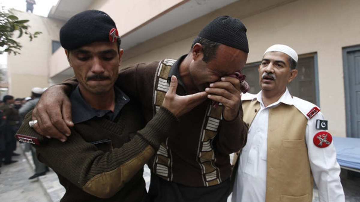 У Пакистані обстріляли мечеть - фото 1