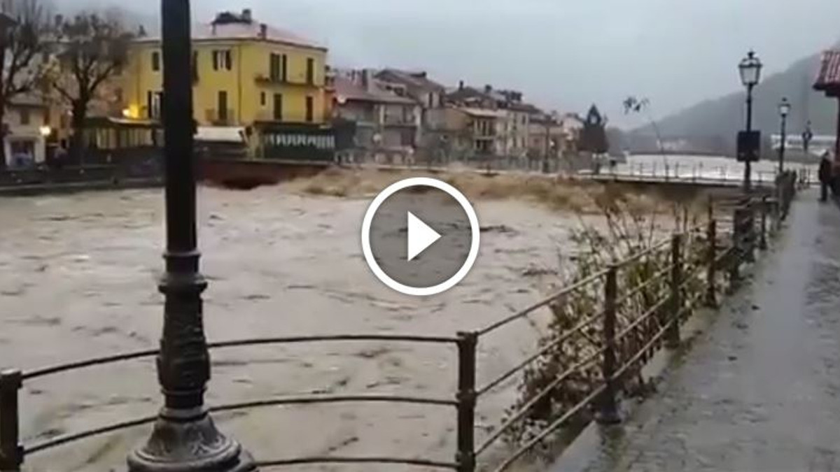 Італійське місто затопила річка: з'явилося відео - фото 1