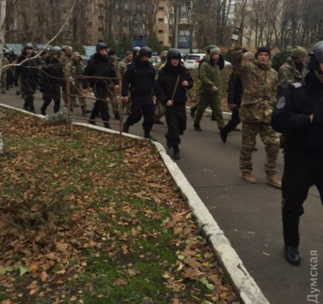 Затримані нападники - фото 1