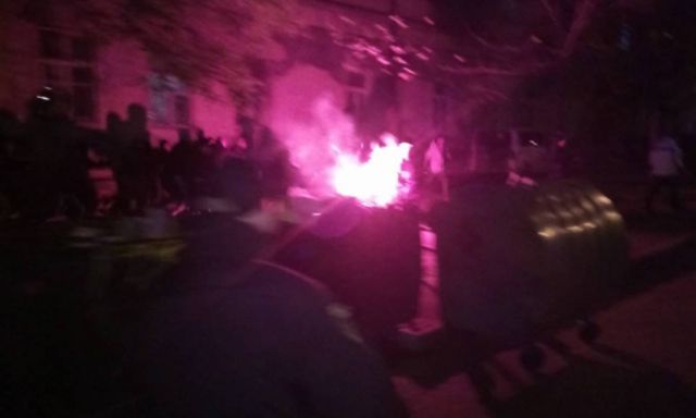 У центрі Одеси побилися футбольні фанати - фото 115739