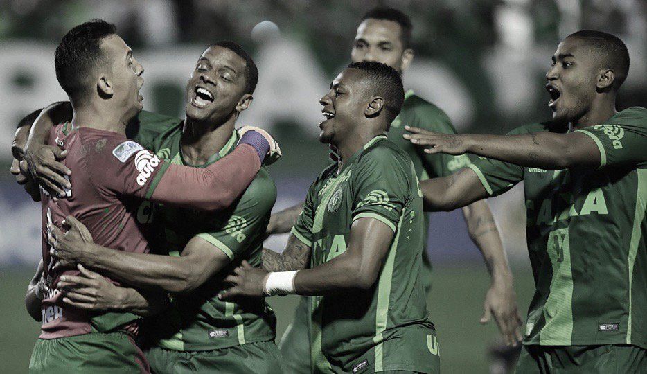 Команда "Шапекоенсе" - фото 1