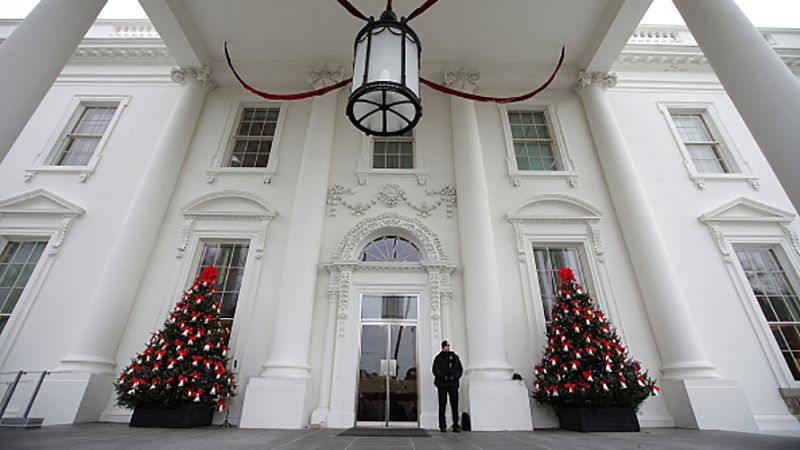 Білий дім прикрасили до Різдва: неймовірні фото