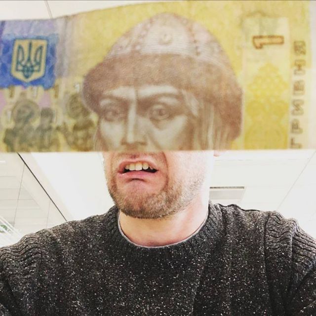 У гривні з’явились емоції: кумедний фото проект - фото 120658