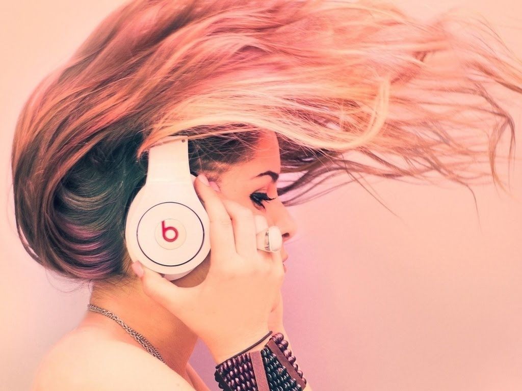 Вчені назвали пісню, яка зменшує тривожність