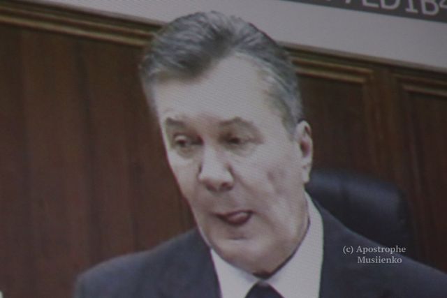 ЗМІ поглузували з міміки Януковича - фото 122327